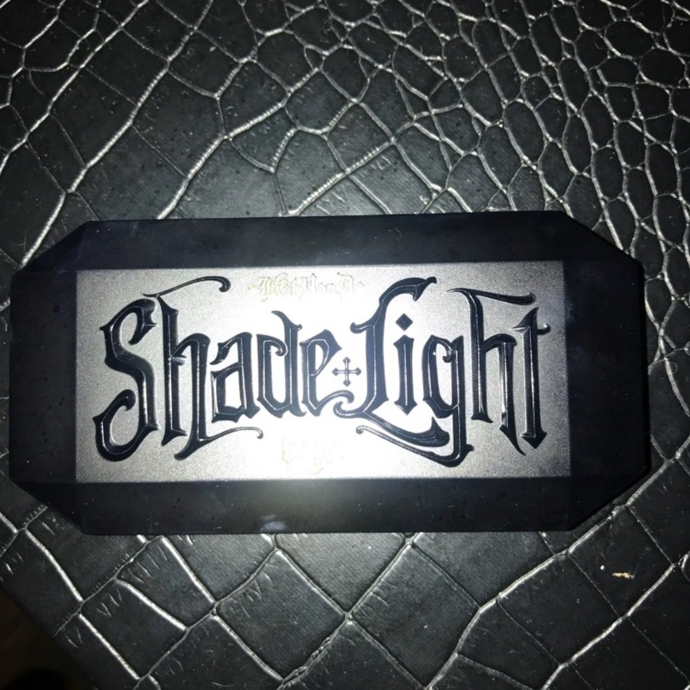 Kat Von D eyeshadow palette